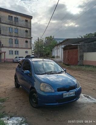 Vende-se Toyota Vitz 1.0 duas portas