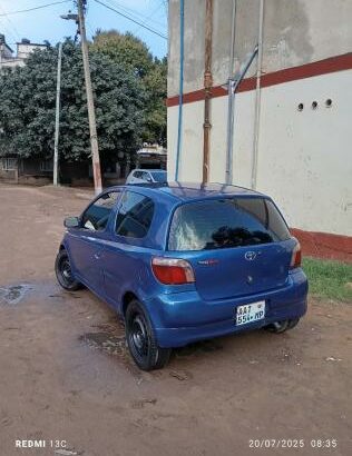 Vende-se Toyota Vitz 1.0 duas portas
