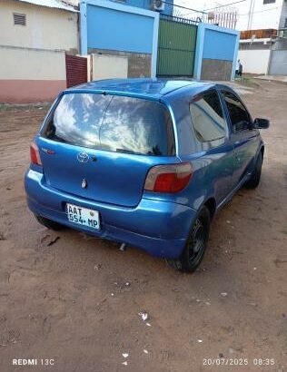 Vende-se Toyota Vitz 1.0 duas portas