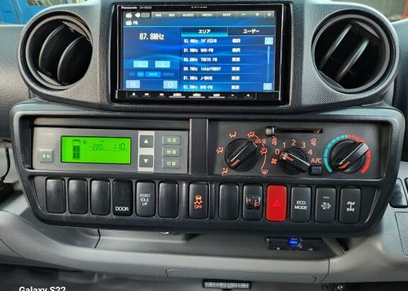 Toyota Dyna 4WD Frigorifico