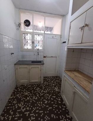 Vende se apartamento espaçoso tipo 3 com 2wc no bairro polana cimento avenida maguiguane