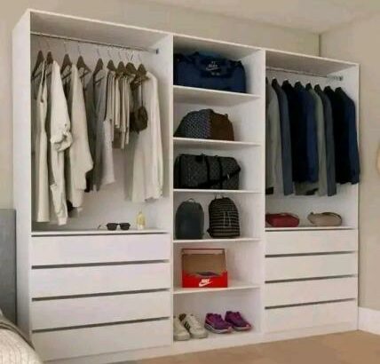 Marcenaria de qualidade fazemos RACK, PAINEL, RIPADO, ROUPEIROS, NICHOS, ETC