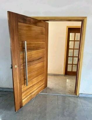 Carpitaria fabricamos e motamos portas, aros, etc.