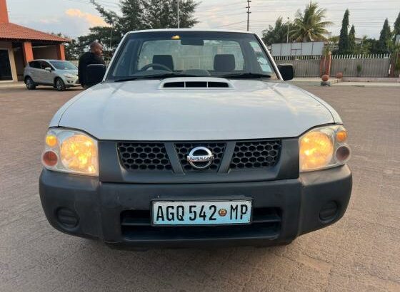 Nissan Hardbody NP 300 2018