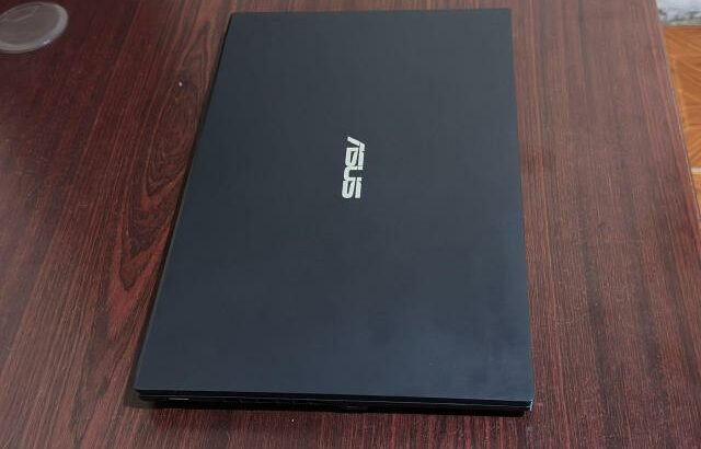 Asus ExpertBook i7-12Th Gen. Potente, Moderno e Executivo