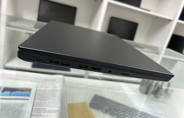 Laptop Lenovo ThinkPad T14, i5-10th Gen. Potente e exclusivo