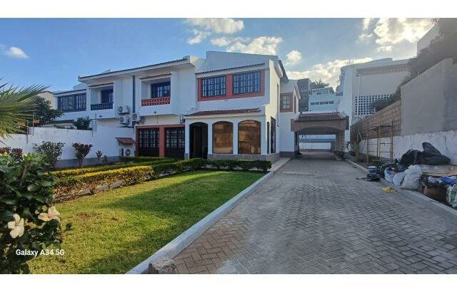 arrenda-se Belíssima Moradia T5 na sommerschield II