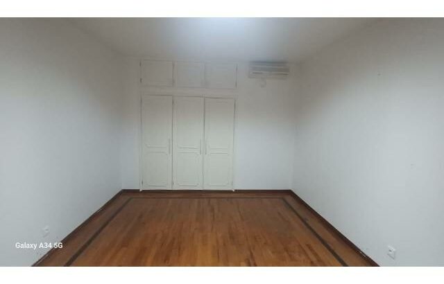 arrenda-se Belíssima Moradia T5 na sommerschield II