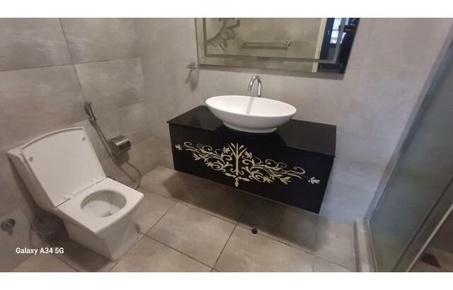 arrenda-se Belíssima Moradia T5 na sommerschield II