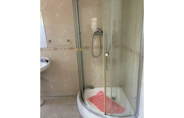 Arrenda-se Geminada T4 para escritório na sommerschield 1