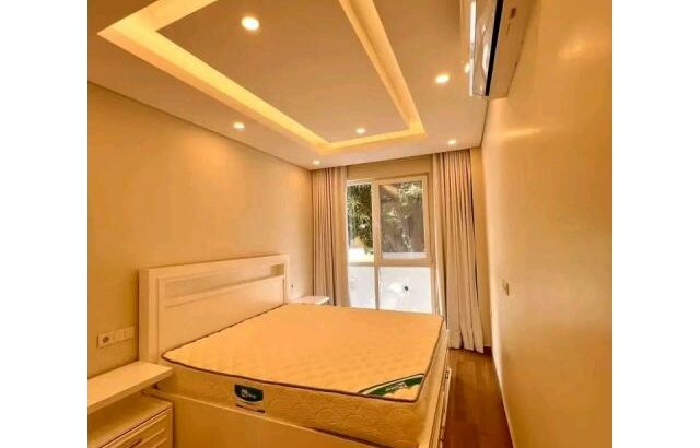 Arrenda-se Luxuoso Apartamento T2 mobilado no Valentim