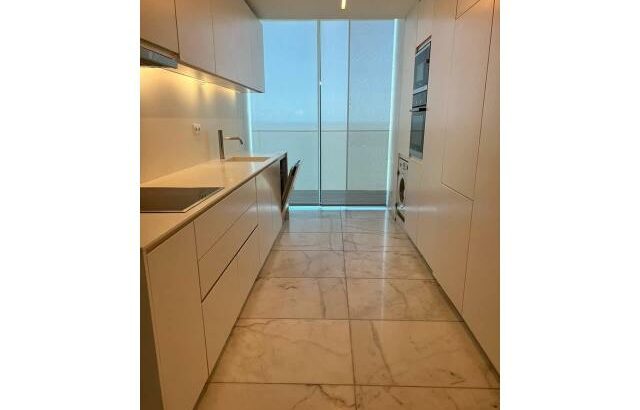 Vende-se Luxuoso Apartamento T3 no platinum Residence