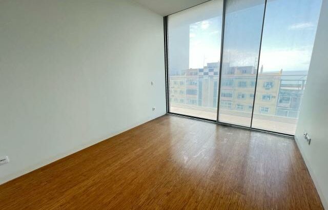 Vende-se Luxuoso Apartamento T3 no platinum Residence