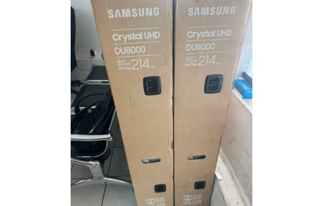 TV Samsung 85” Smart DU8000 ( selada )