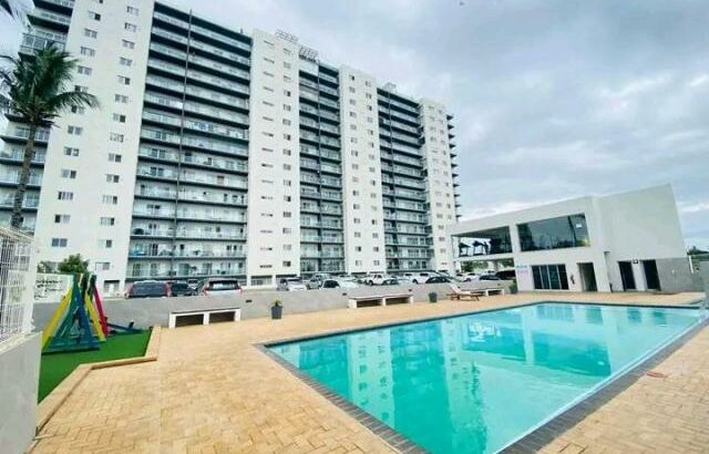 Vende-se Luxuoso Apartamento T4 no Golf Residence
