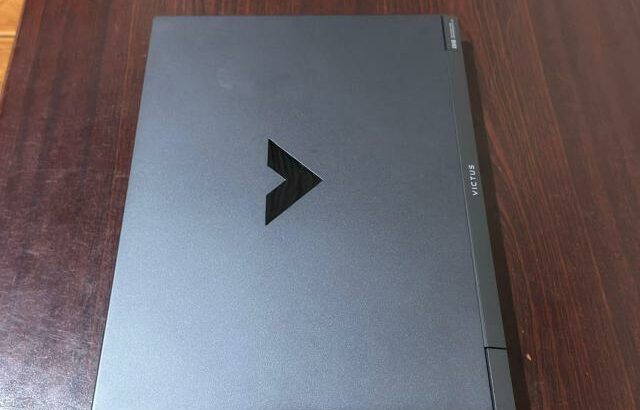 Hp Victus Gaming 15-fb0xxx AMD Ryzen 5 5600H 3.3ghz, 1TB de SSD, 16GB de RAM