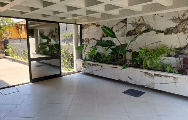 Arrenda-se Luxuosa Moradia T5 na sommerschield II