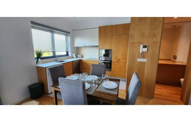 Arrenda-se Luxuoso Apartamento T1 Mobilado no edifício Índico Residence