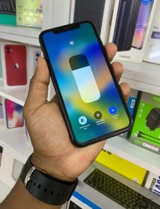 IPhone 11 64g na loja aproveita