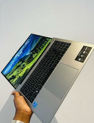 Acer Aspire Lite AL16 Laptop Novo  12th Gen Intel  Core i5-1235U  10 Cores 4.6GHz 8GB DDR5 RAM 512GB SSD Storage Intel Iris XE Graphics 16″ WUXGA IPS