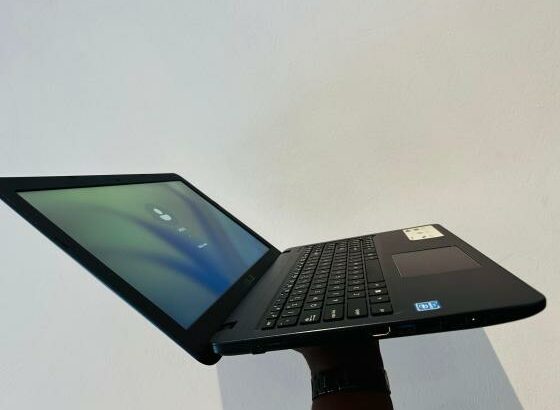 ASUS Vivobook 15 X543M 15.6” Intel Celeron N4020 10th 4GB RAM 1TV SSHD