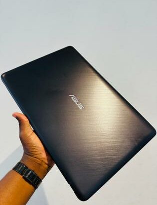 ASUS Vivobook 15 X543M 15.6” Intel Celeron N4020 10th 4GB RAM 1TV SSHD