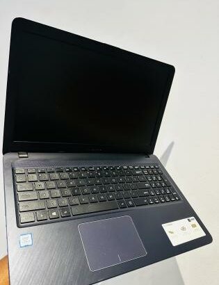 Asus VivoBook 15 XR540UAR Notebook Pc Intel Core I3-7020U  7th Gen 2.30 GHZ (04 CPUs)4 GB DDR4 SDRAM ,256 GB SSD 15.6 Display FHD ,intel HD 620 Graphi