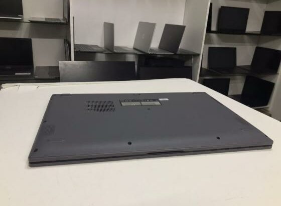 ASUS Vivobook Intel Celeron N4020 10th 8GB RAM 256GB SSD Novo