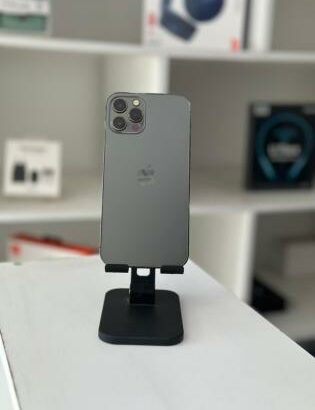 IPhone 12 Pro na loja aproveita