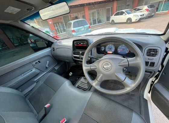 Nissan Hardbody NP 300 2018