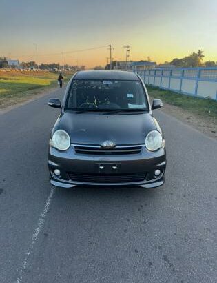 TOYOTA SIENTA 2009 RÉCEM CHEGADO