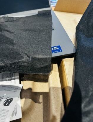 Dell Laptop empresarial Latitude 3450 Novo na caixa  (tela FHD de 14 polegadas, Intel Core Ultra 5-135U , 16 GB de RAM, SSD de 512 GB,Webcam IR FHD, E