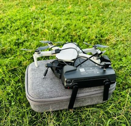 Drone  DJI Ma Vic  Mini  Semi Novo  Com Bolsa cabos e Tudo  Preço:27.500.00MT