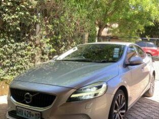 Volvo V40 T2 2019