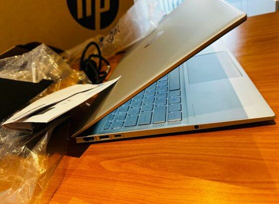 HP Pavilion 15 15.6” Touch i5 13th 8GB RAM 512Gb SSD