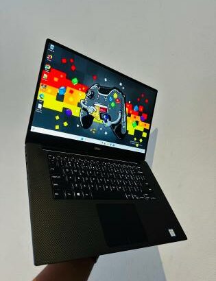 Laptop Dell XPS 15-7590 15.6” i7 9th 16GB RAM 512GB SSD Nvidia GeForce GTX 1650 4GB
