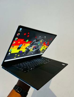Laptop Dell XPS 15-7590 15.6” i7 9th 16GB RAM 512GB SSD Nvidia GeForce GTX 1650 4GB