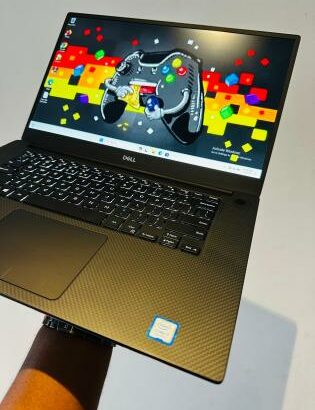 Laptop Dell XPS 15-7590 15.6” i7 9th 16GB RAM 512GB SSD Nvidia GeForce GTX 1650 4GB