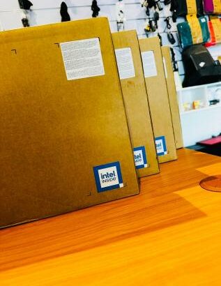 Laptop Hp 250 G10 2025 15.6” Intel R N100 14th 8GB RAM 256GB SSD Novo Selado Entregas e Garantia