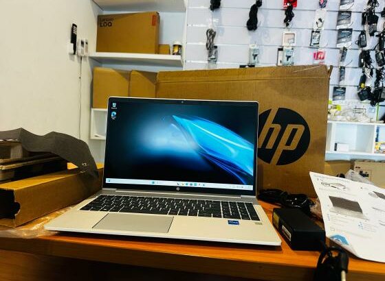 Laptop Hp Probook 450 G10 15.6” i5 13th 8GB RAM 512GB SSD