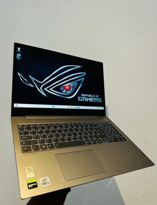 Laptop Lenovo Thinkbook 15 i5 10th 16GB RAM 512GB SSD Nvidia GeForce GTX 1650 4GB