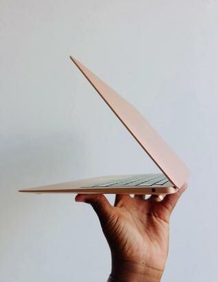 Macbook Air 2019 Retina Display 13.3” 8GB RAM 128GB SSD