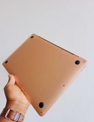 Macbook Air 2019 Retina Display 13.3” 8GB RAM 128GB SSD