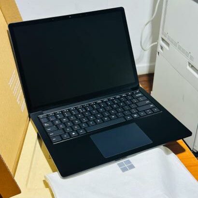Microsoft Surface 5 i7 12th 16GB RAM 256GB SSD 13.5” 2K touch