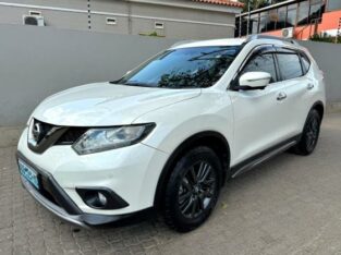 Nissan Xtrail 2017 2.0 Recém chegado