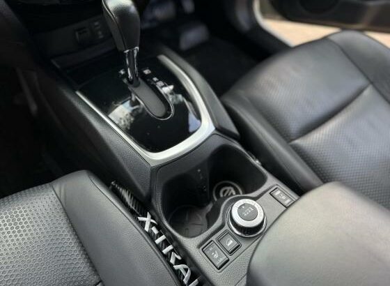 Nissan Xtrail 2017 2.0 Recém chegado