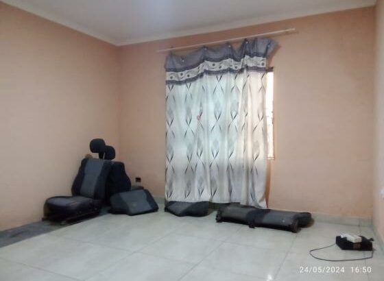 Vende-se Casa T3 na Machava Socimol a 850mil