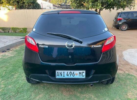 Mazda Demio novo preço especial Aproveita