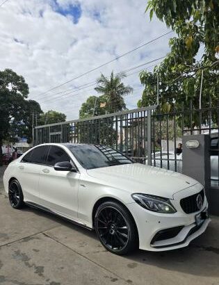 Mercedes Benz C63 AMG 2015