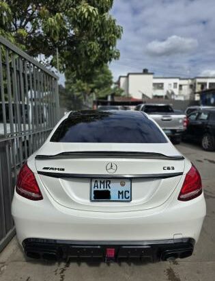 Mercedes Benz C63 AMG 2015
